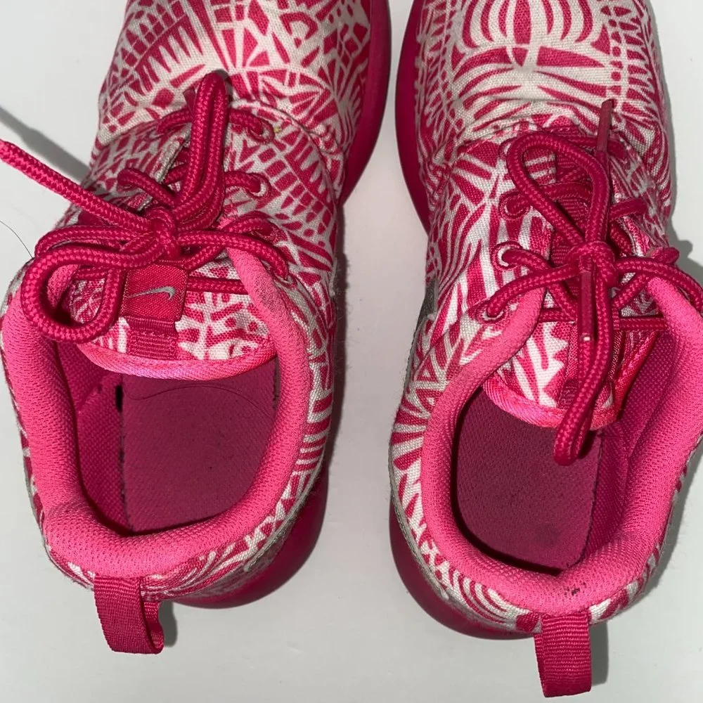 NIKE Roshe Run Shoes‎